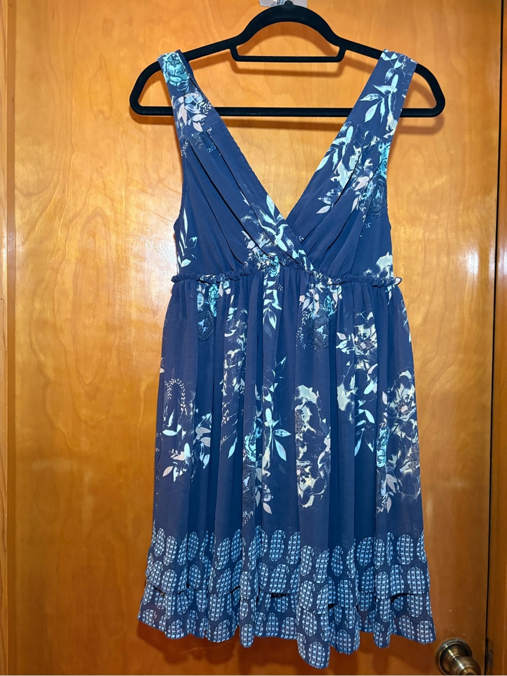Free People Blue Floral V-Neck Sundress size small